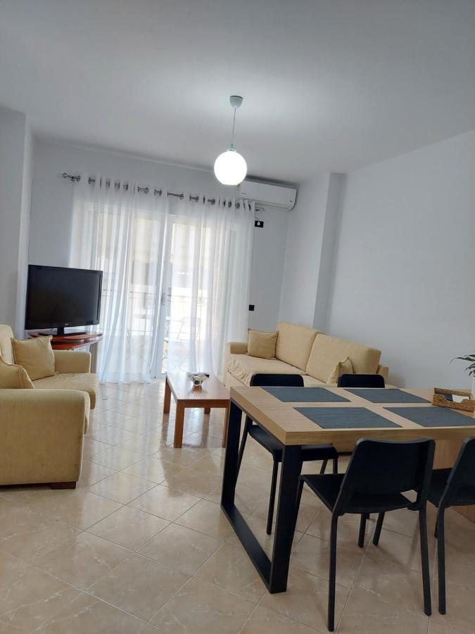 Teuta Apartament Apartment Sarandë Exterior foto